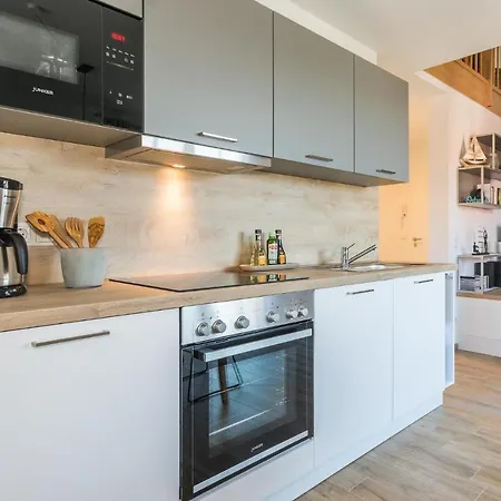 Haus Am Deich Meerglas Apartment Zingst